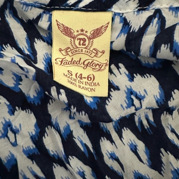 Faded Glory Blue and White Tie Front Tank Top - Picture 4 of 4